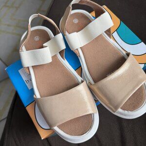 Bernie Mev Kids Violet K Sandals Rose Gold Size 35EU/4.5US